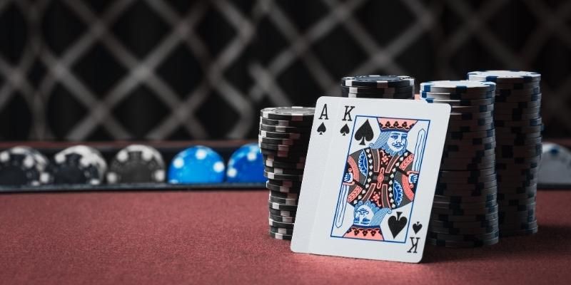 Một số lưu ý mà anh em nên biết khi chơi game đánh bài online